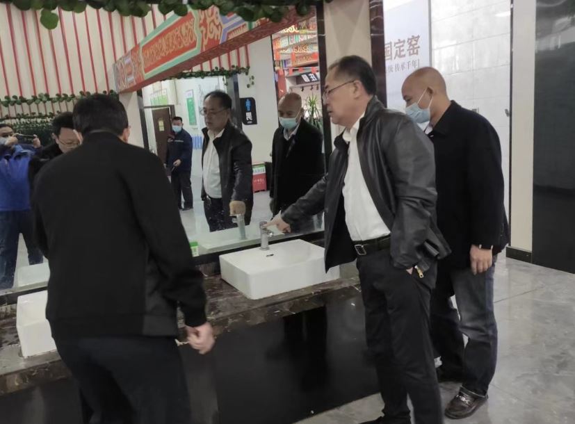 省千亿游戏集团领导班子到所属服务区对“大排查大整治行动”开展督导检查